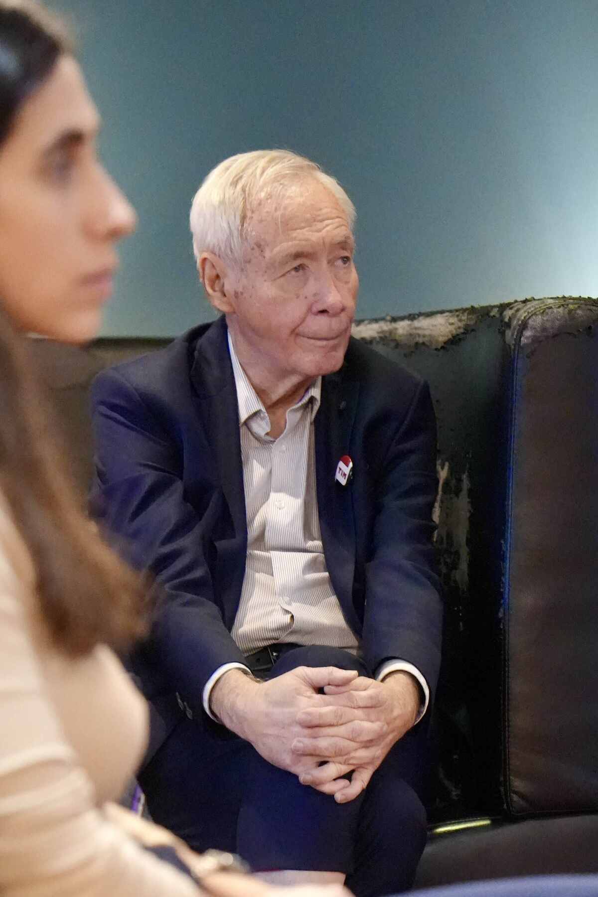 Professor Tony interacting with students at the TIM reunion.